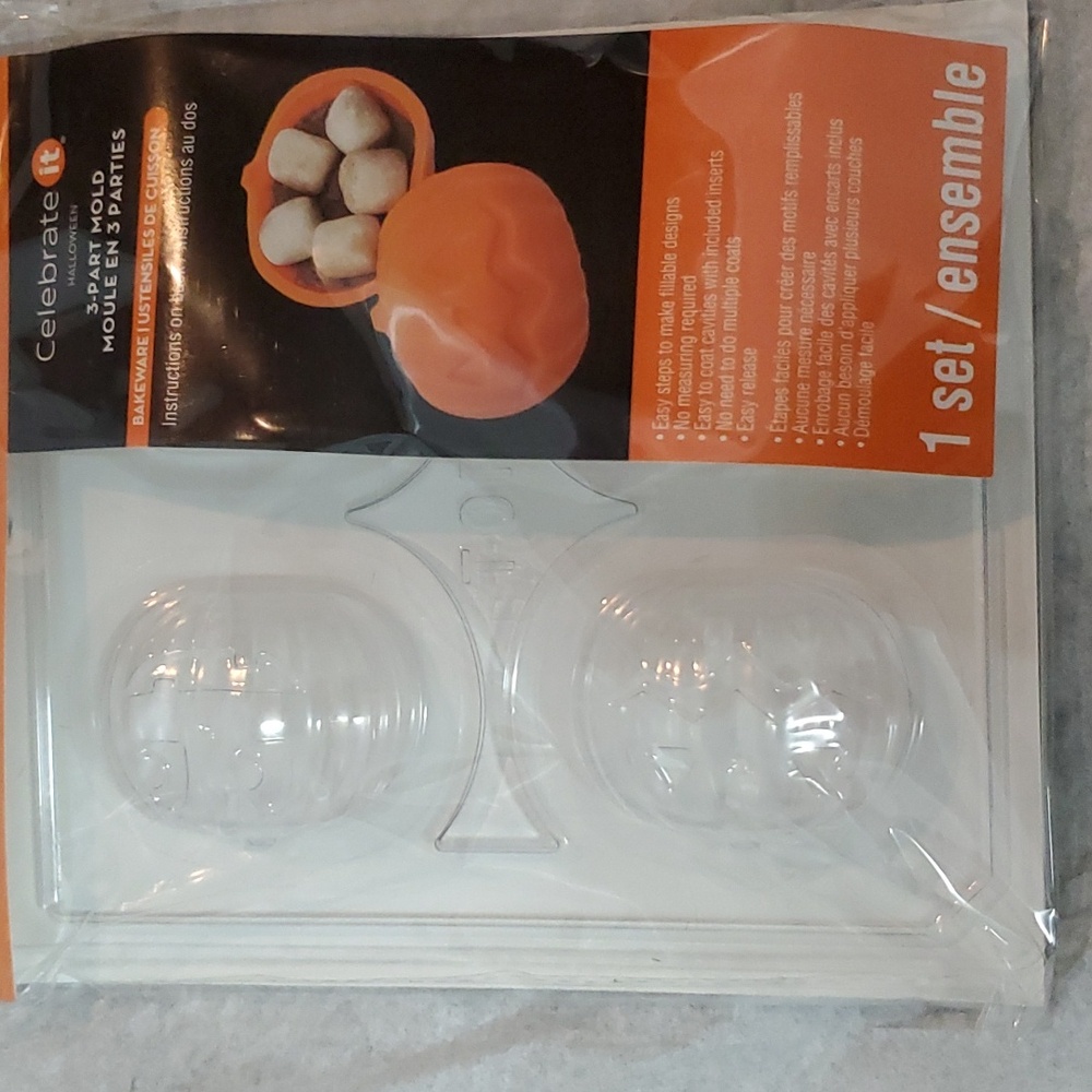 PUMPKIN MOLD
